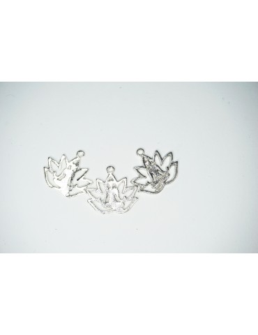Metal lotus flower