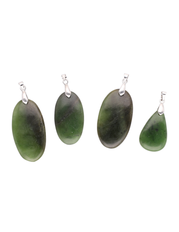 Pendentif jade Néphrite A