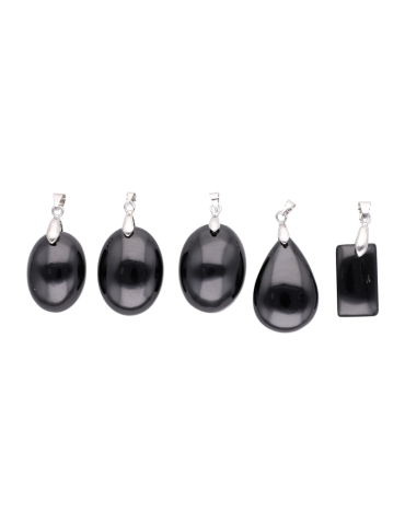 Pendentif spinelle noire AA