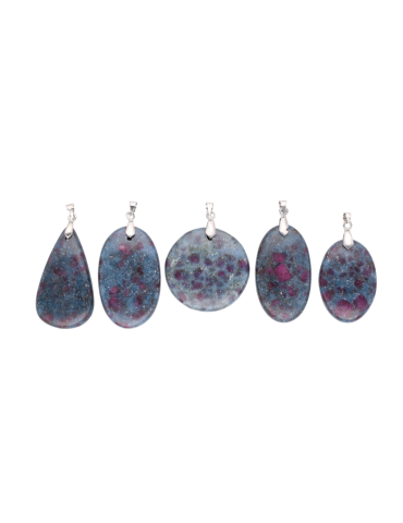 Pendentif rubis sur cyanite A