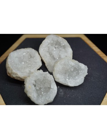 Géode de Quartz environ 4cm