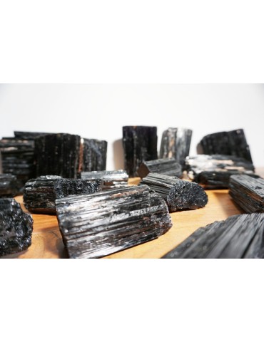 Tourmaline noire brute grossiste